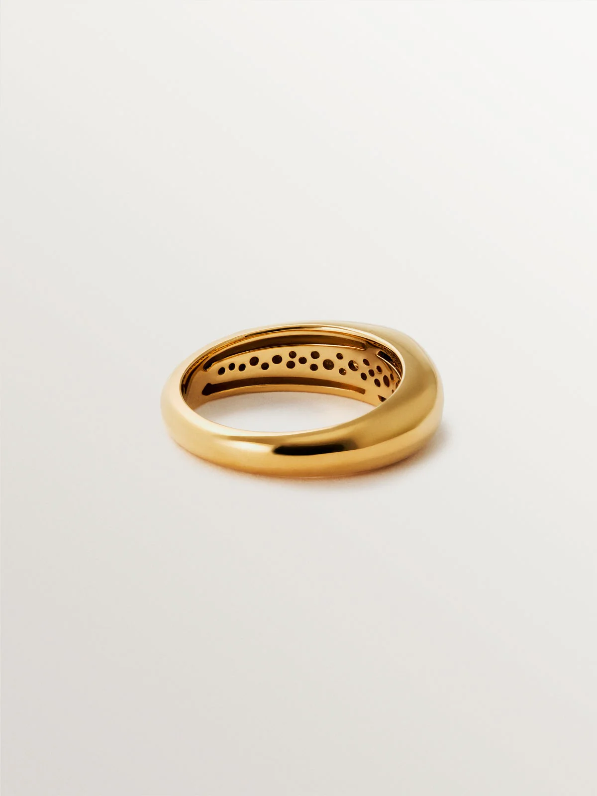 Anillo abombado de plata 925 bañada en oro amarillo de 18K - Image 5