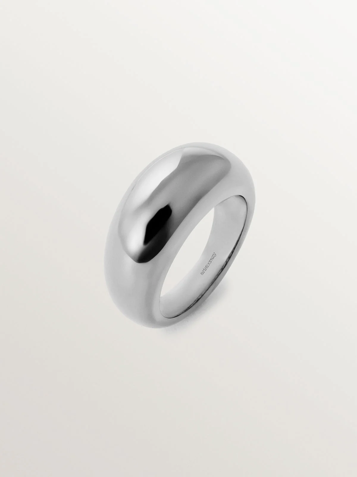 Anillo abombado de plata 925