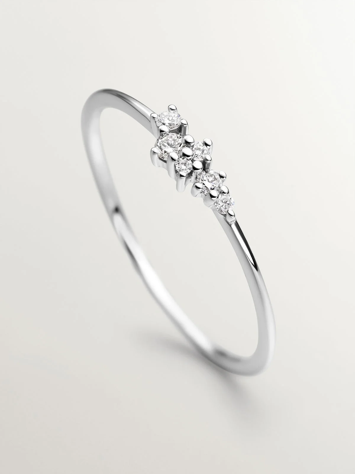 Anillo de oro amarillo de 18K con diamantes 0,07 cts - Image 5