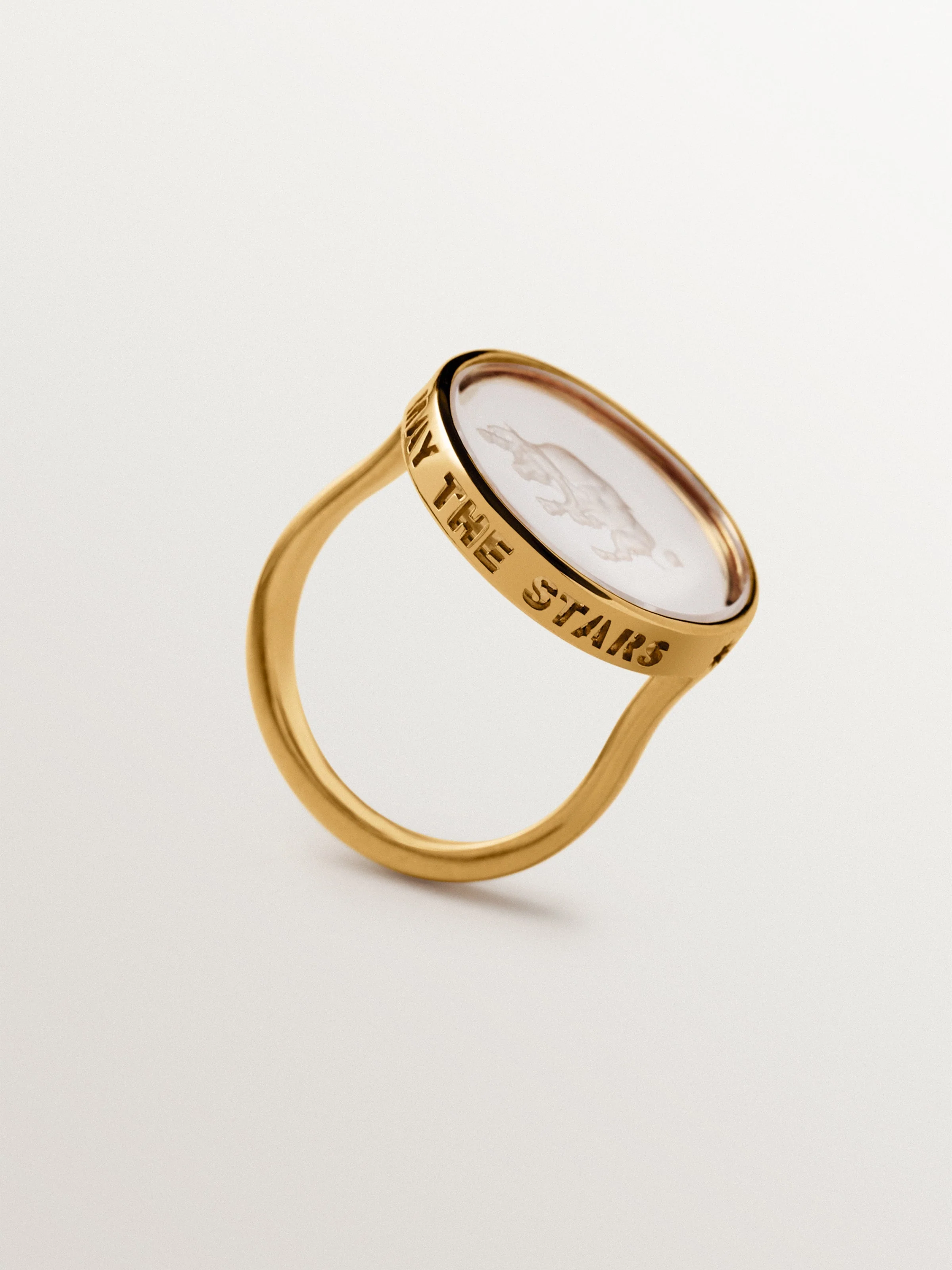 Anillo tipo sello Tauro de plata 925 bañada en oro amarillo de 18K y cristal de roca - Image 5