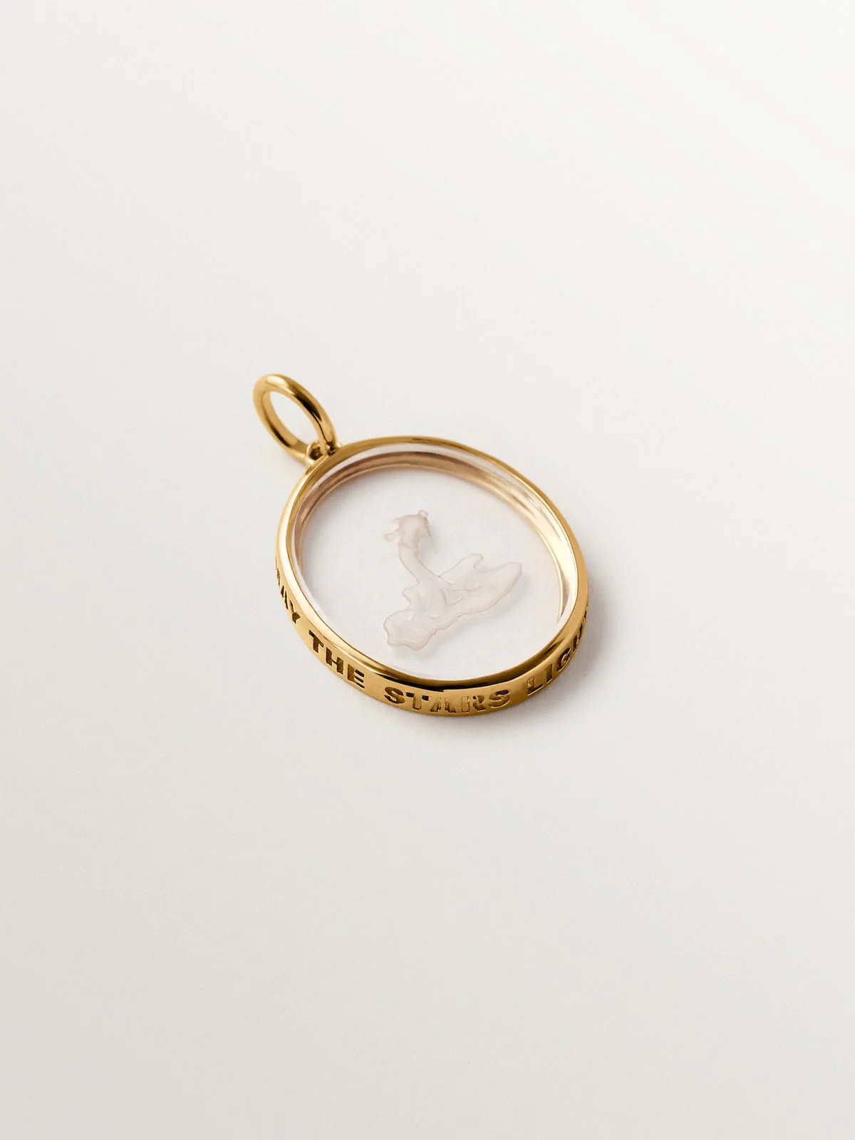 Charm Acuario de plata 925 bañada en oro amarillo de 18K y cristal de roca