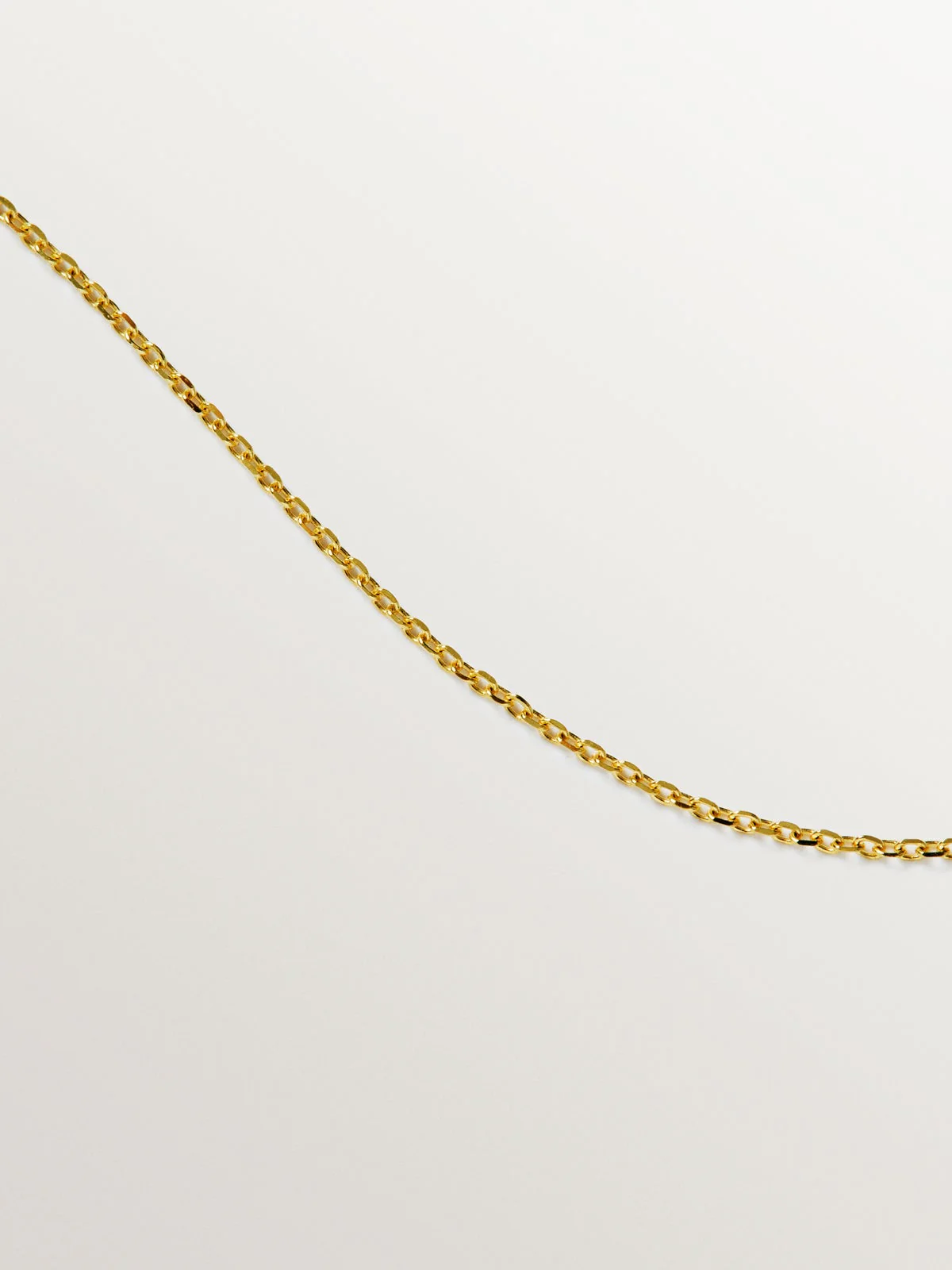 Colgante de oro amarillo de 18K con triple diamante - Image 5