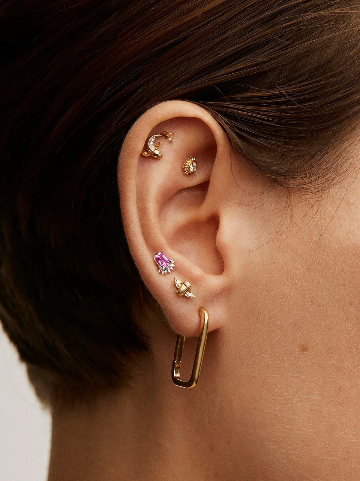 Piercing de oro amarillo de 18K con diamante - Image 4